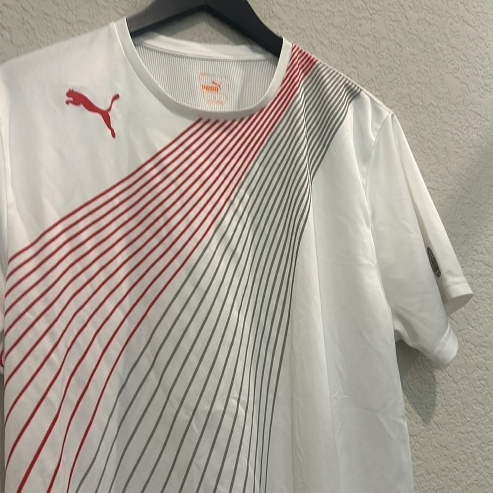 Puma soccer jersey size XL - Picture 7 of 9